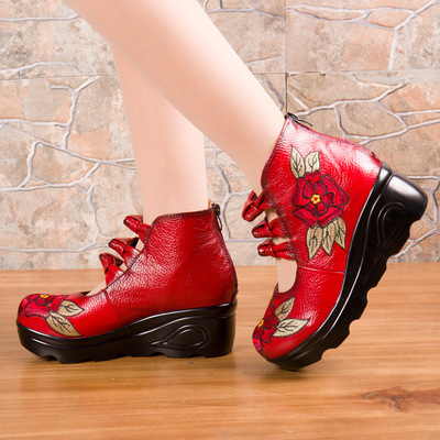 松糕底民族風複古坡跟繡花真皮高跟中國風休閑中老年媽媽鞋