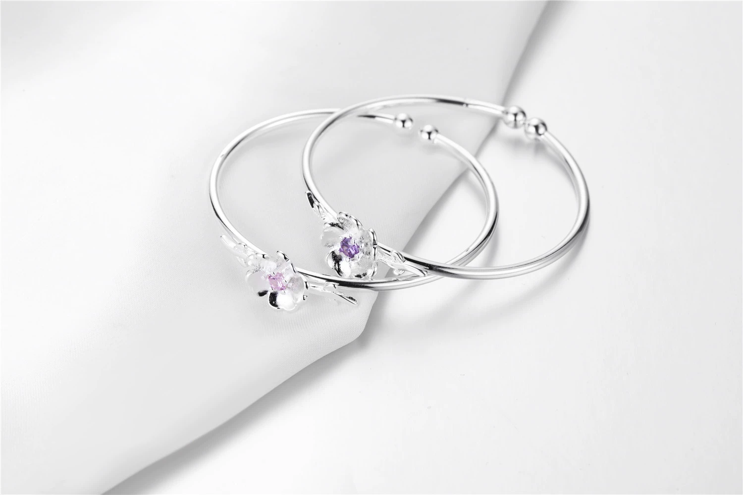 Женское браслет, Floral Korean стиль, камень фуксии, регулируемые размеры окружности 49.6–73 мм