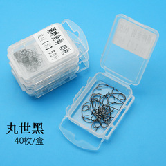 At the lakeside, you'll find barbed, crooked black fishhooks—perfect for targeting big carp—paired with red worms and earthworms, all securely attached to long-handled live-bait rigs designed for wild-angling hooks.