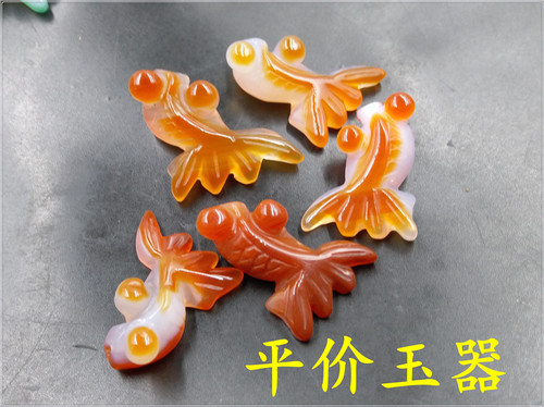 Affordable jade jewelry, agate and goldfish pendant, red agate goldfish charm