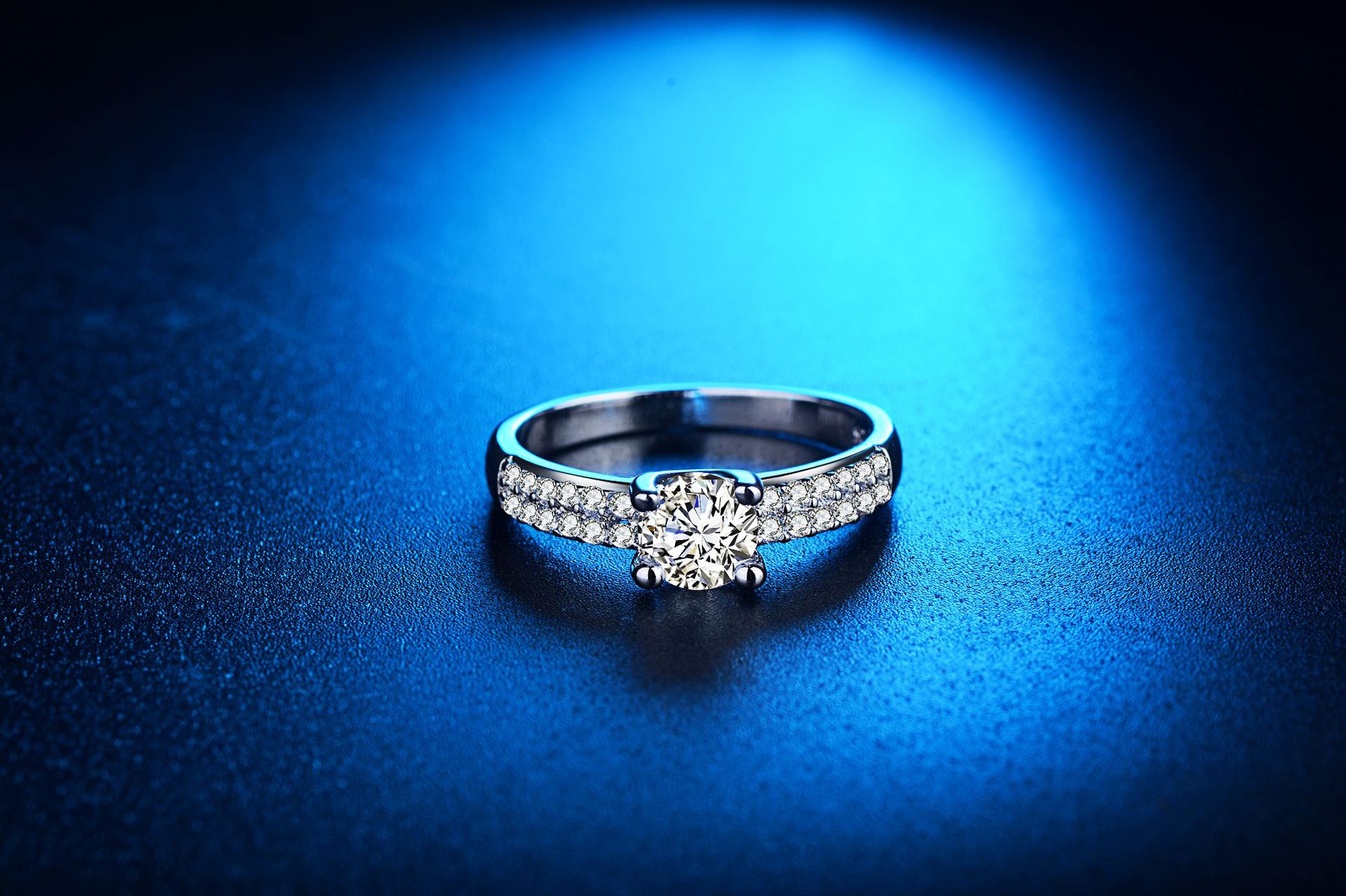 inlaid zircon wedding ring