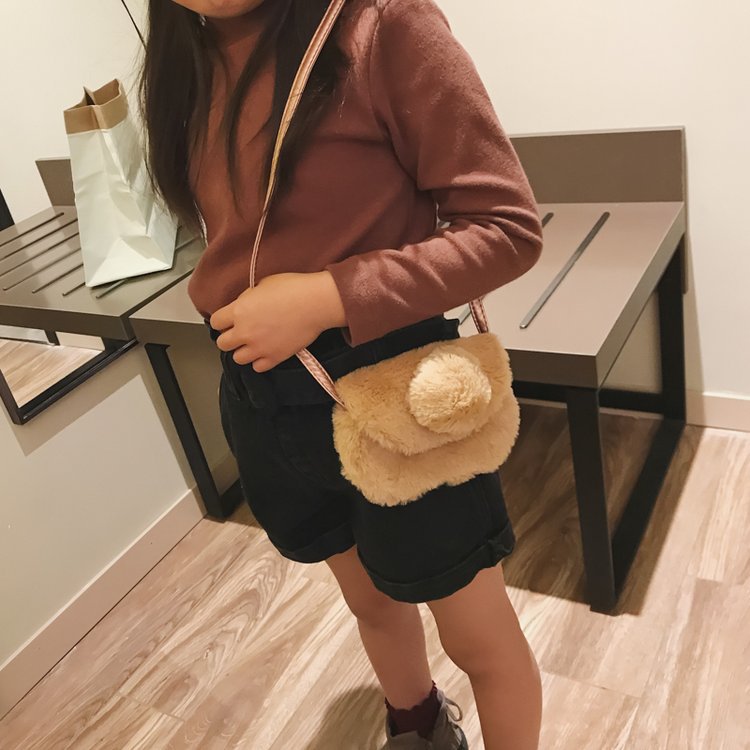 秋冬新款可爱毛绒蝴蝶结斜挎儿童包