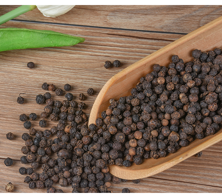 Black Pepper (Piper nigrum) — Whole Dried Food-Herb Spice, 500g Bulk Pack key features