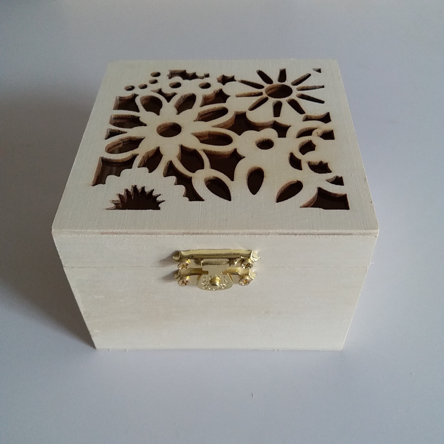 厂家生产直销各种木盒包装镂空礼盒加工木盒 定做