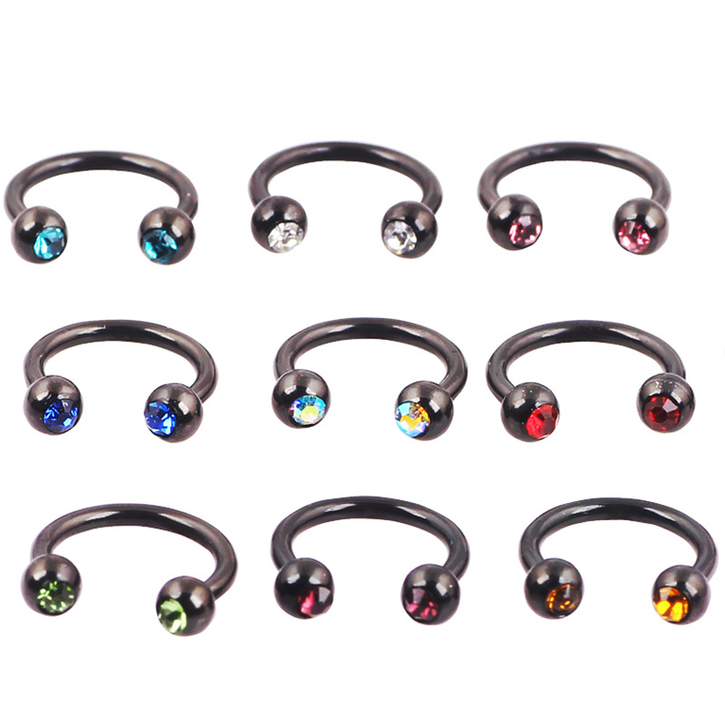 16G labret stud size and finish detail