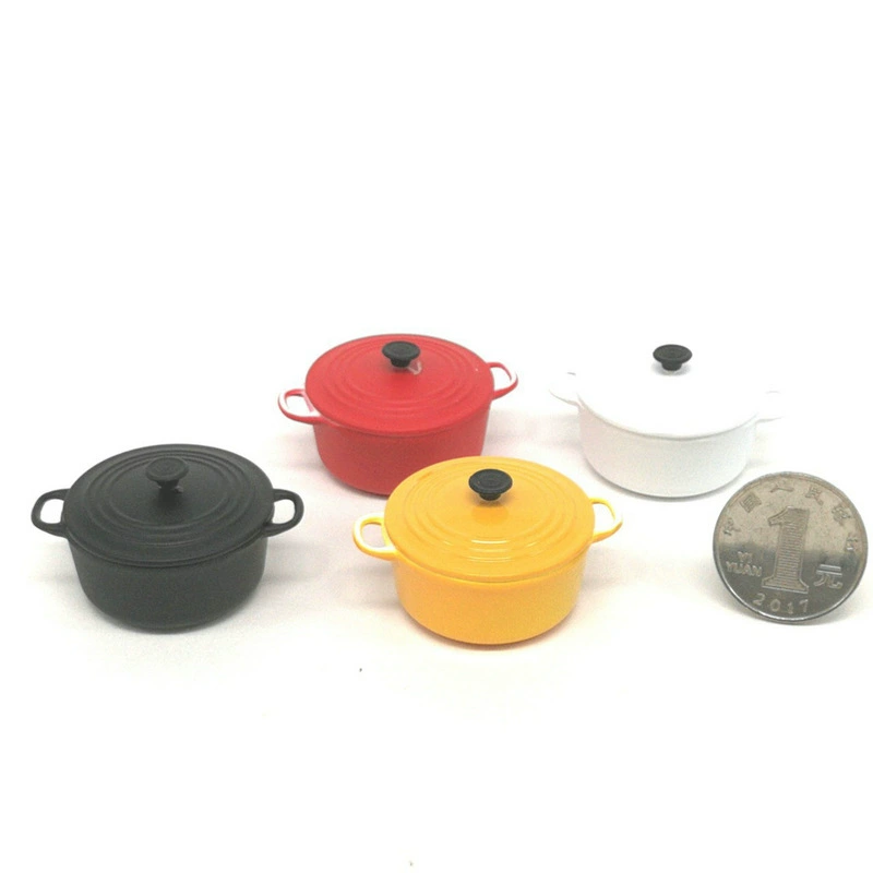 Mini dollhouse with accessories, kitchenware, realistic round handle