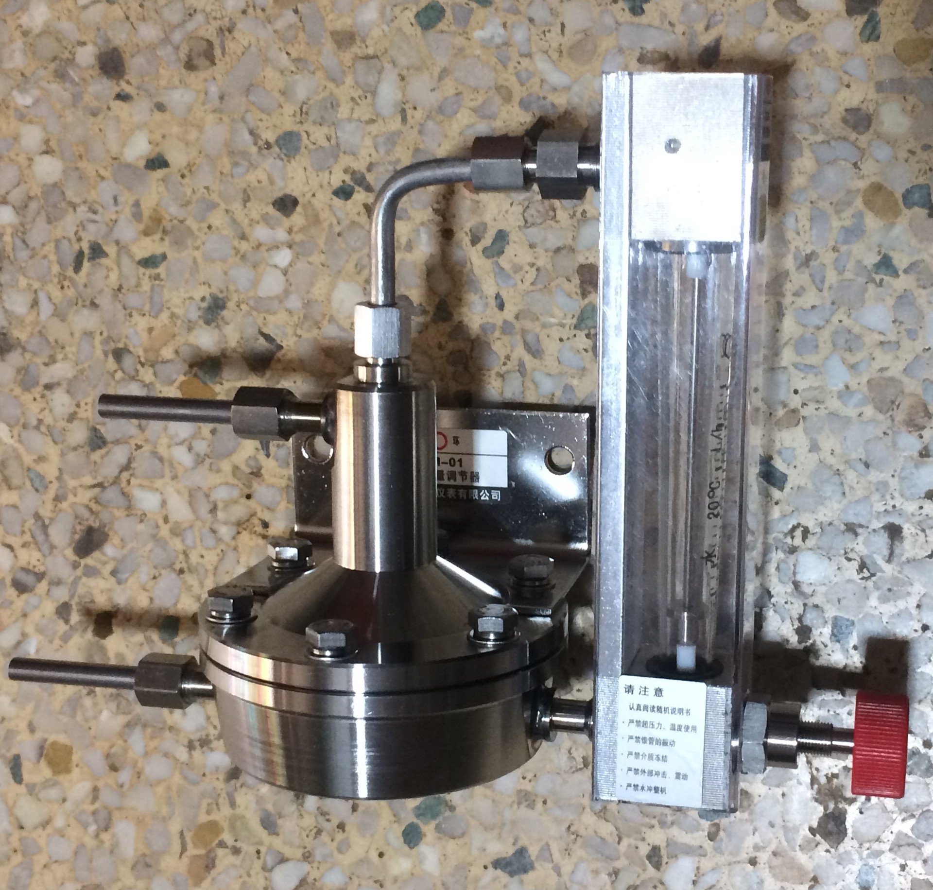 TZLM-01-Q2自力式流量调节器,实现气体或者液体的压力的稳定调整