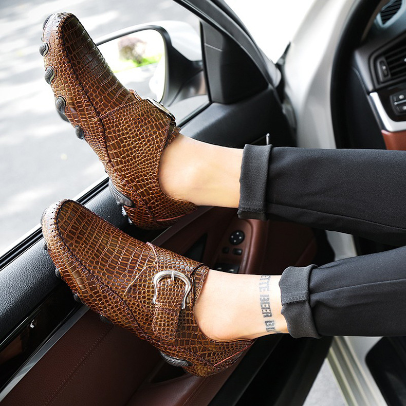 Men's crocodile pattern casual leather shoes