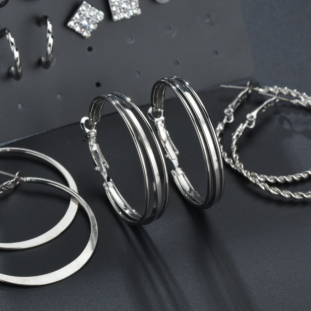 New Fashion Silver 9 Pairs / Set Of Earrings Circle Earrings Set For Women Wholesale display picture 5