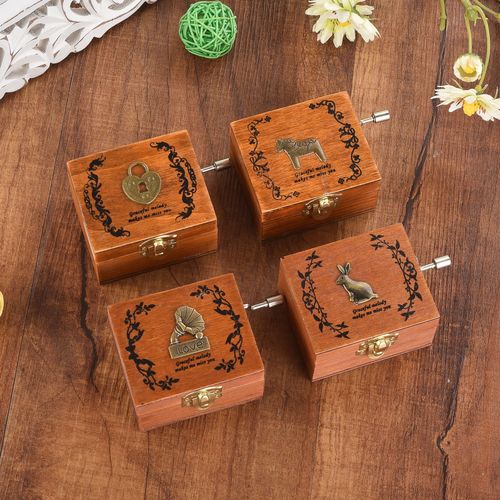 Wooden hand-cranked music box wooden music box creative crafts furniture ornaments birthday and holiday gifts