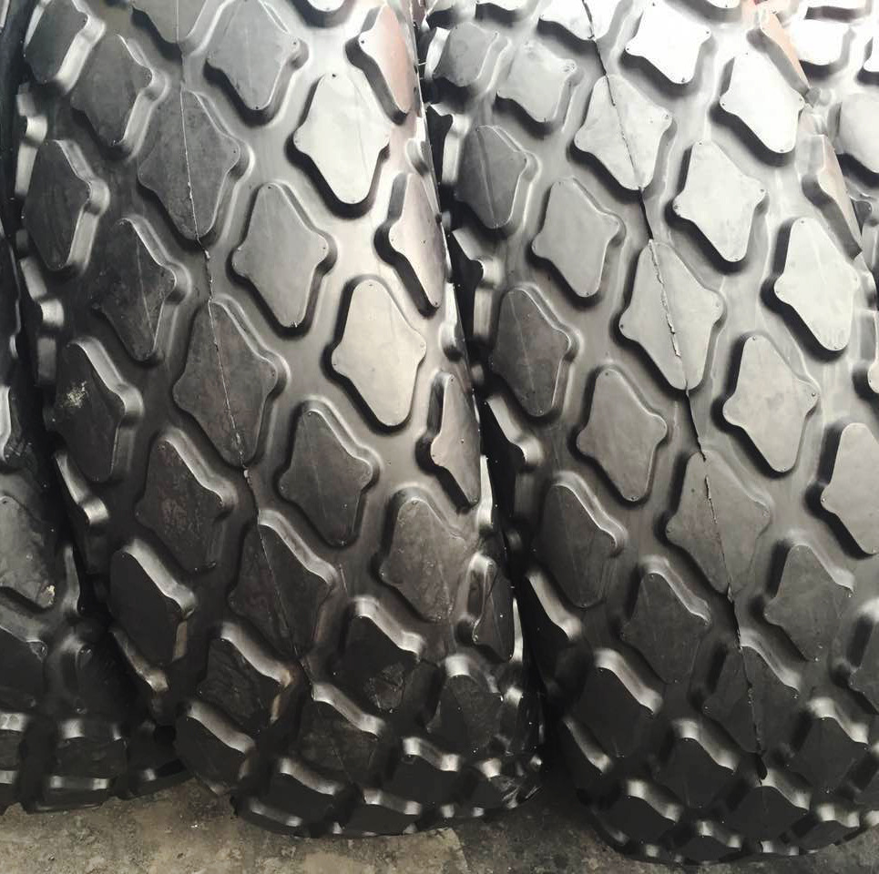 厂供20.5-25 压路机波罗花纹轮胎 24.00-20.5