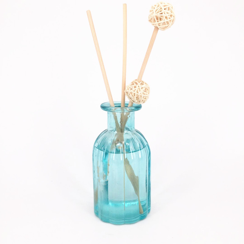 徐州新沂长期创意款大容量300ml竖条纹圆柱形卡口无火香薰瓶