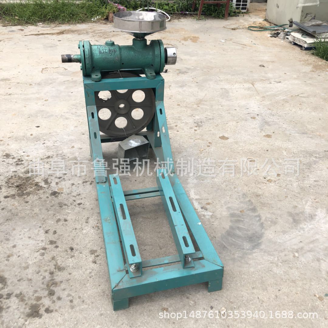 宜昌多功能豆粕饲料膨化机设备图片