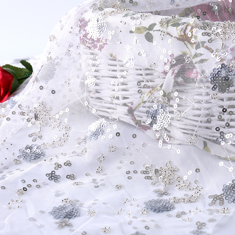 欧美风亮片绣花面料 小米珠金片绣花网布 连衣裙礼服珠片绣花布