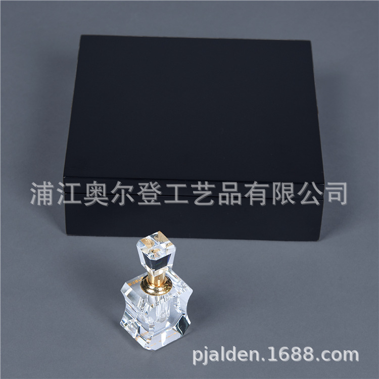 Glass lid essential oil wooden box, bird's nest packaging box, square piano lacquer density board packaging wooden box, custom-made detail image 3