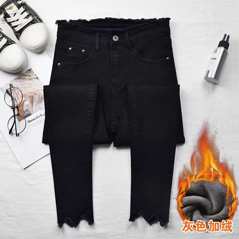 272B75F0FAE05B3EA547F65575094A