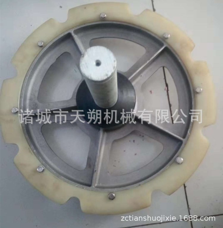 716942578116024252_副本