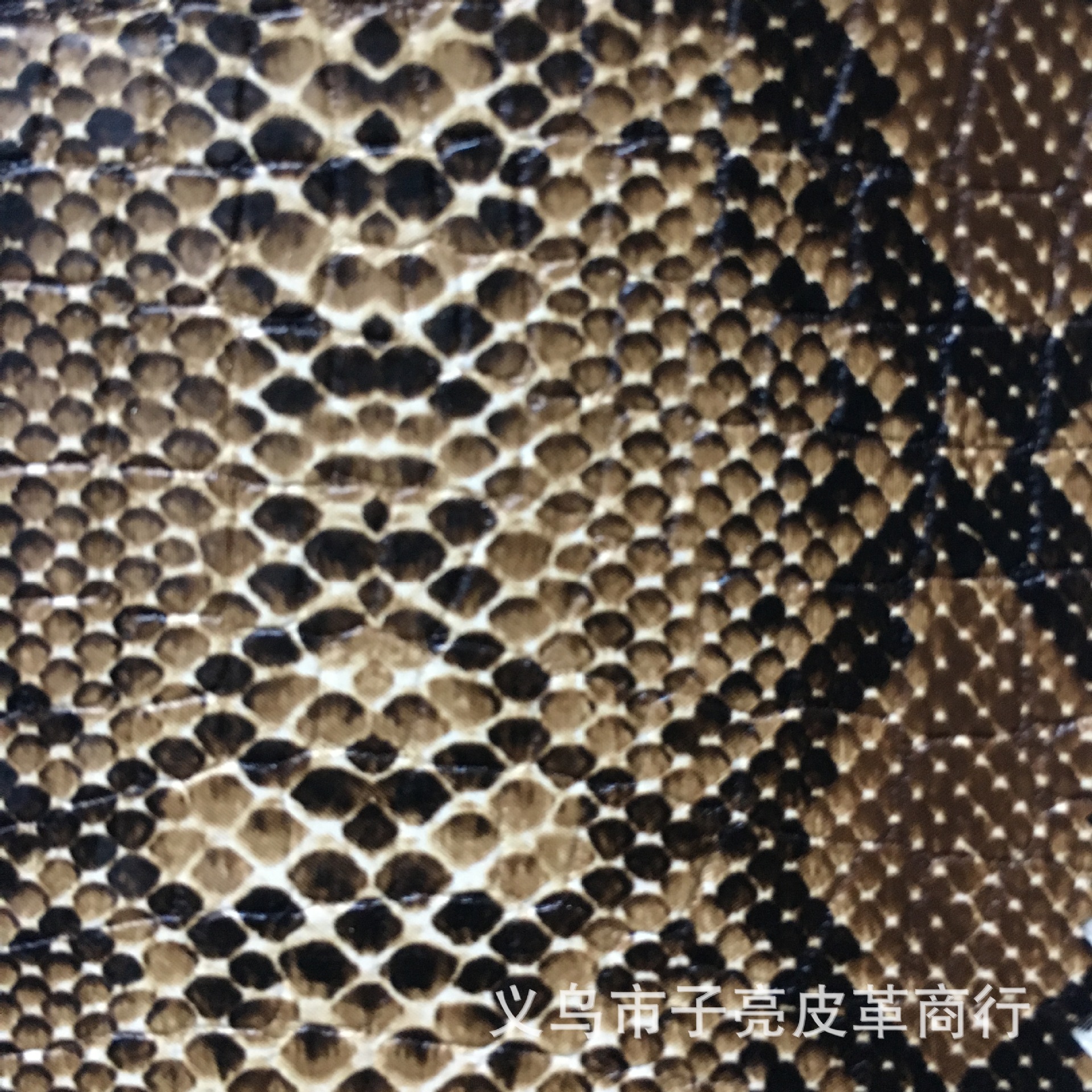 pvc蛇纹