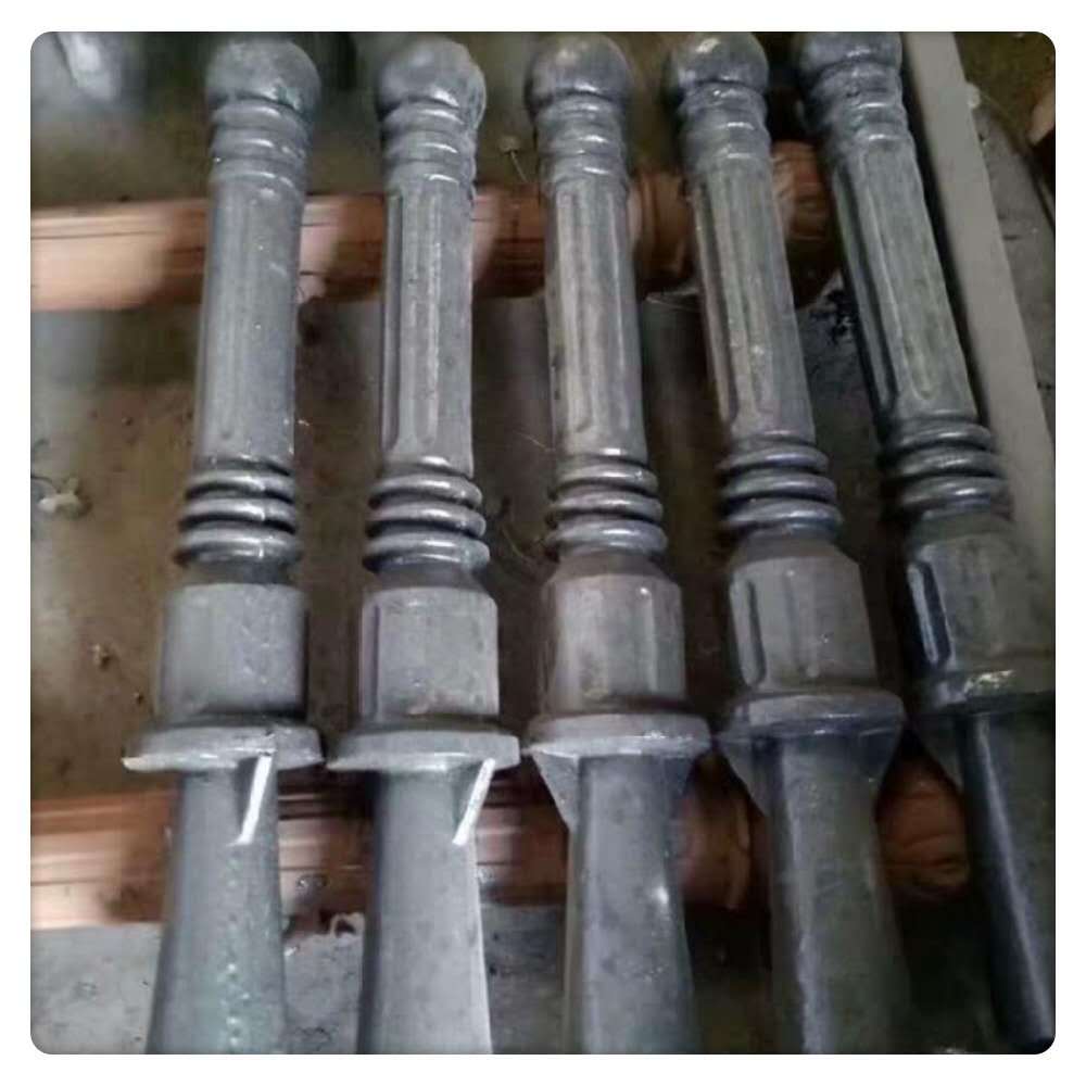 山东厂家定制铸铁柱子河边景观柱子河道安全铸铁罗马柱可来图加工