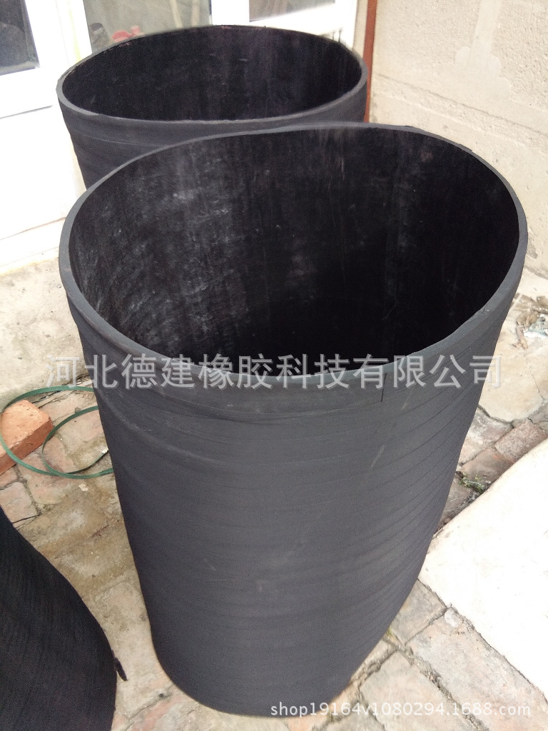 供应各种混凝土搅拌机橡胶套 出料口 漏斗口胶皮桶橡胶制品