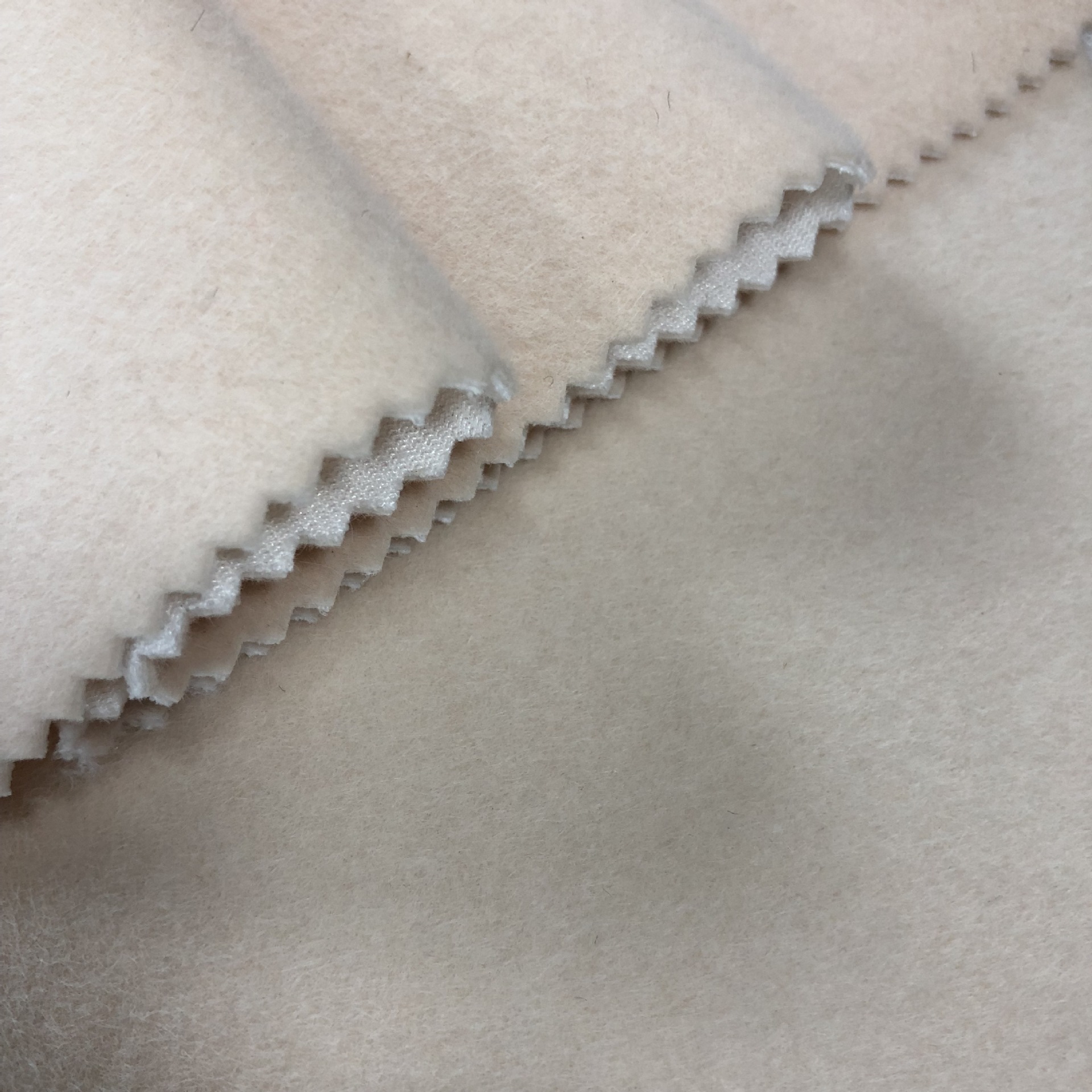 工厂直销 服装布 针织经编底绒布 秋冬款加厚水貂绒 热销 柔软