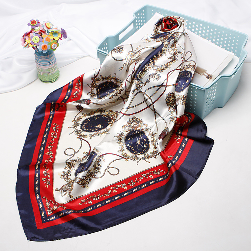 thumbnail image 1 of Bufanda de seda para mujer 90 cm bufanda para la cabeza bufanda de seda de imitación bufanda cuadrada con estampado de anacardos bufanda europea y americana chal regalo bufanda de seda, 1 of 2