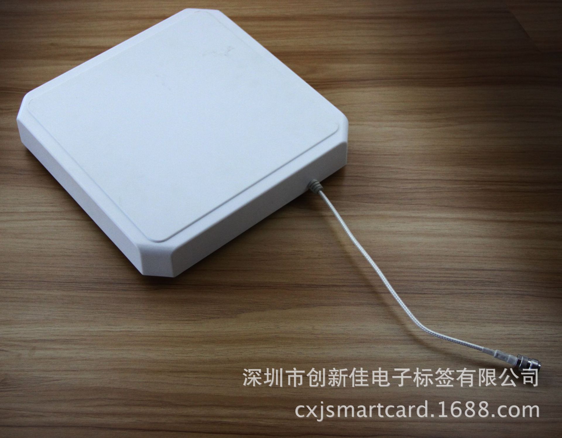 超高频12dBi天线ETSI频段，超高频天线，高性能超高频RFID天线