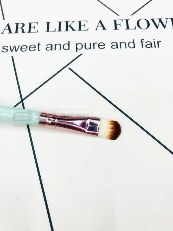 79CD563B2177D0780B0CB7E96CDE9F