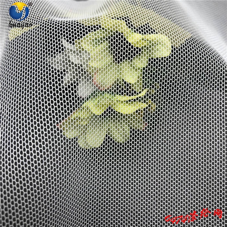 各种密度绣花网布  6474涤纶网 经编无弹四梳网 四梭布