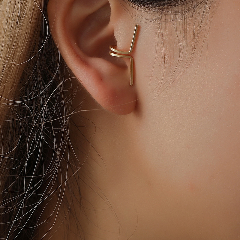 Simple Double C Cartilage Earrings Geometry U-shaped Double Ring Ear Pierced Ear Clips display picture 6