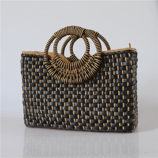 Straw Bag Hand-woven Simple Baitao Beach Bag Fashion Retro Leisure Women’s Bag