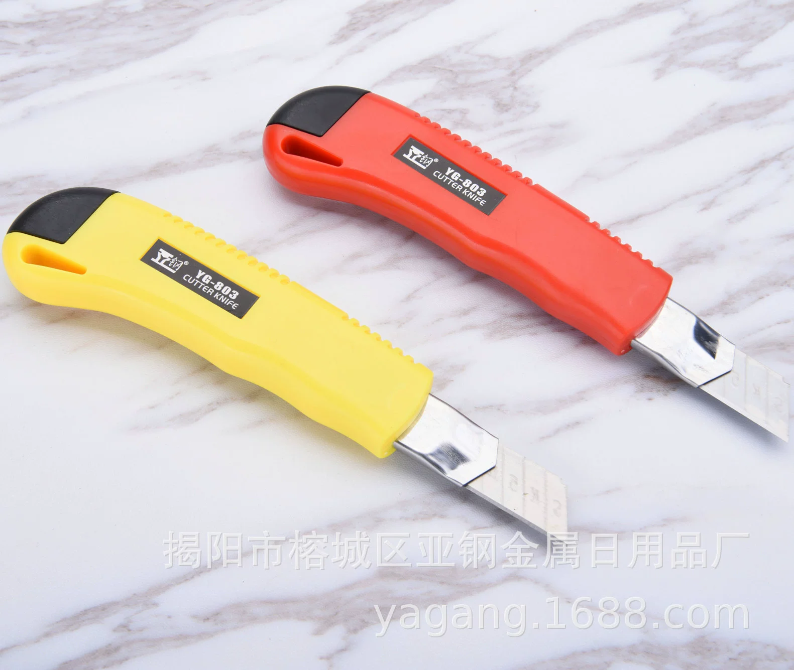 Азияn сталь пластиковый офисный канцелярский нож красоты Gong Knife простой портативный приправленный набор лезвия с нержавеющей сталью высокоуглеродный лезвие резной нож оптом