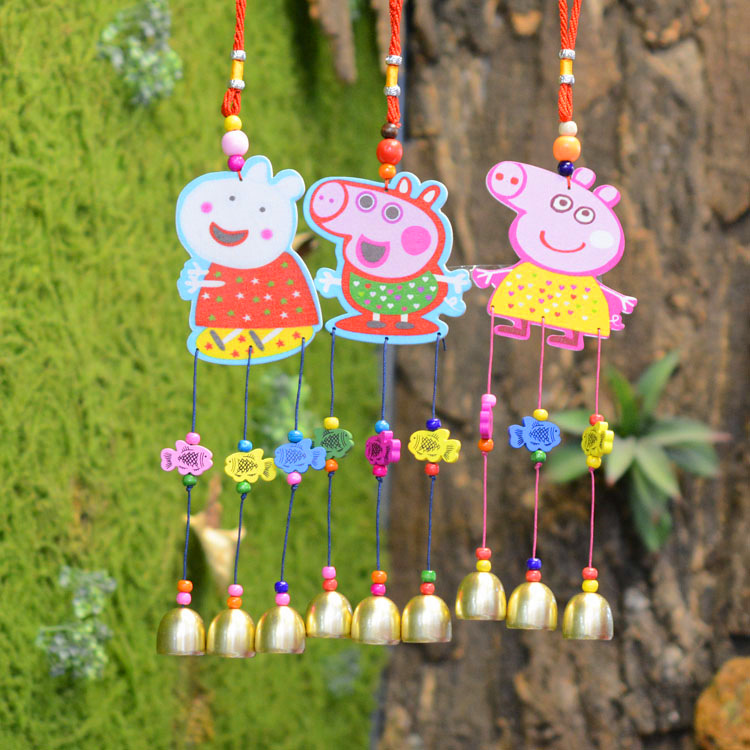 木板彩绘小猪风铃 幼儿园装饰品风铃挂饰特色挂件窗台卡通