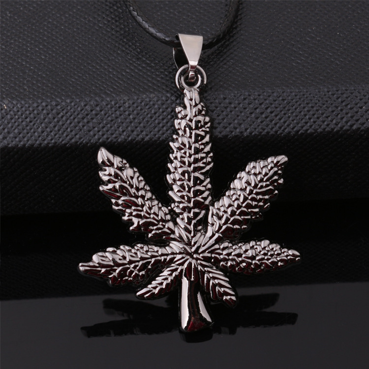 Retro necklace hip-hop style