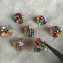 厂价现货服饰配件树脂饰品圆锥形软陶珠耳饰散珠项链手链配件尖珠