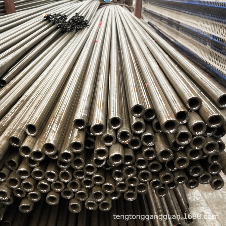 厂家直销Q235B无缝钢管小口径精密钢管 冷轧小口径厚壁精密管