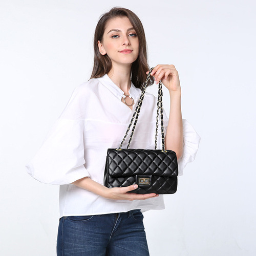 Women's bags  new spring diamond chain bag European and American classic fashion hot mom bag easy to wear single shoulder crossbody bag