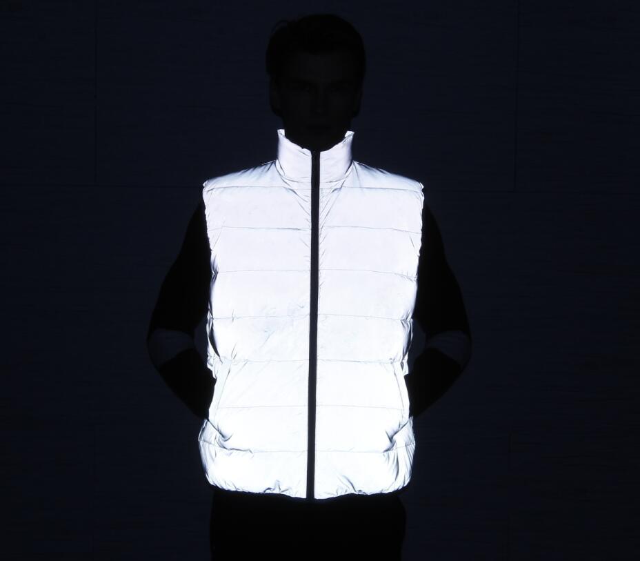 Abbigliamento da uomo invernale riflettente bianco anatra gilet di seta e cotone gilet caldo per sport all'aria aperta_voghion.com