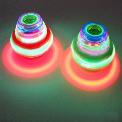 七彩UFO音乐陀螺会唱歌带灯光儿童玩具批发发光陀螺地摊热卖货源