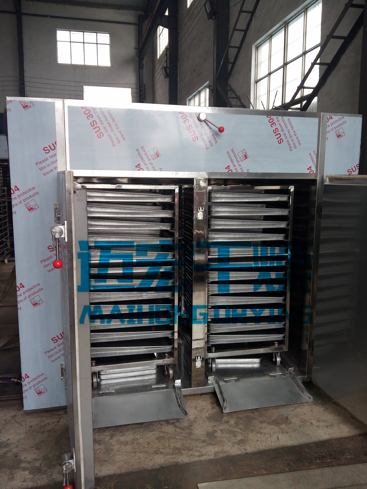 海鱼带鱼烘干机 海产品烘干设备 家用小型恒温烘箱 药材烘干机