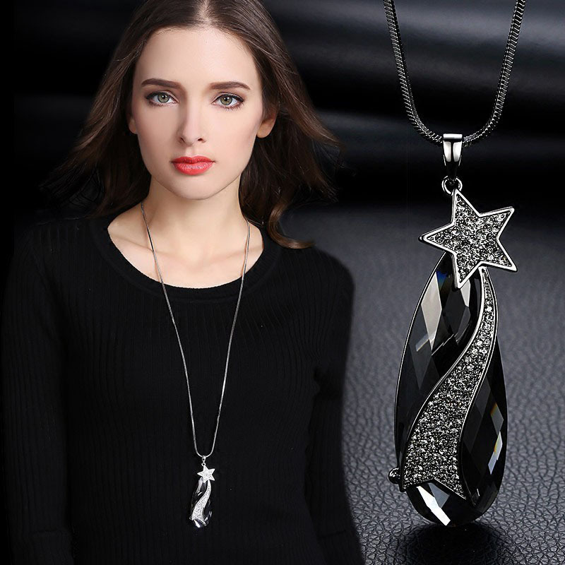 The new cross-border Korean Edition temperament All-match fashion crystal Diamond Drop sweater chain Clothes & Accessories Pendant Necklace wholesale