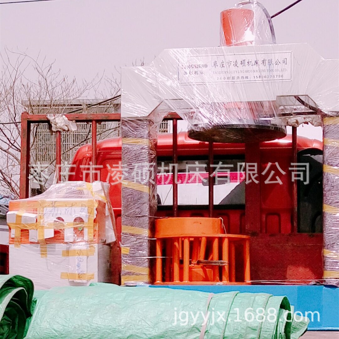 河南洛阳压胎机3