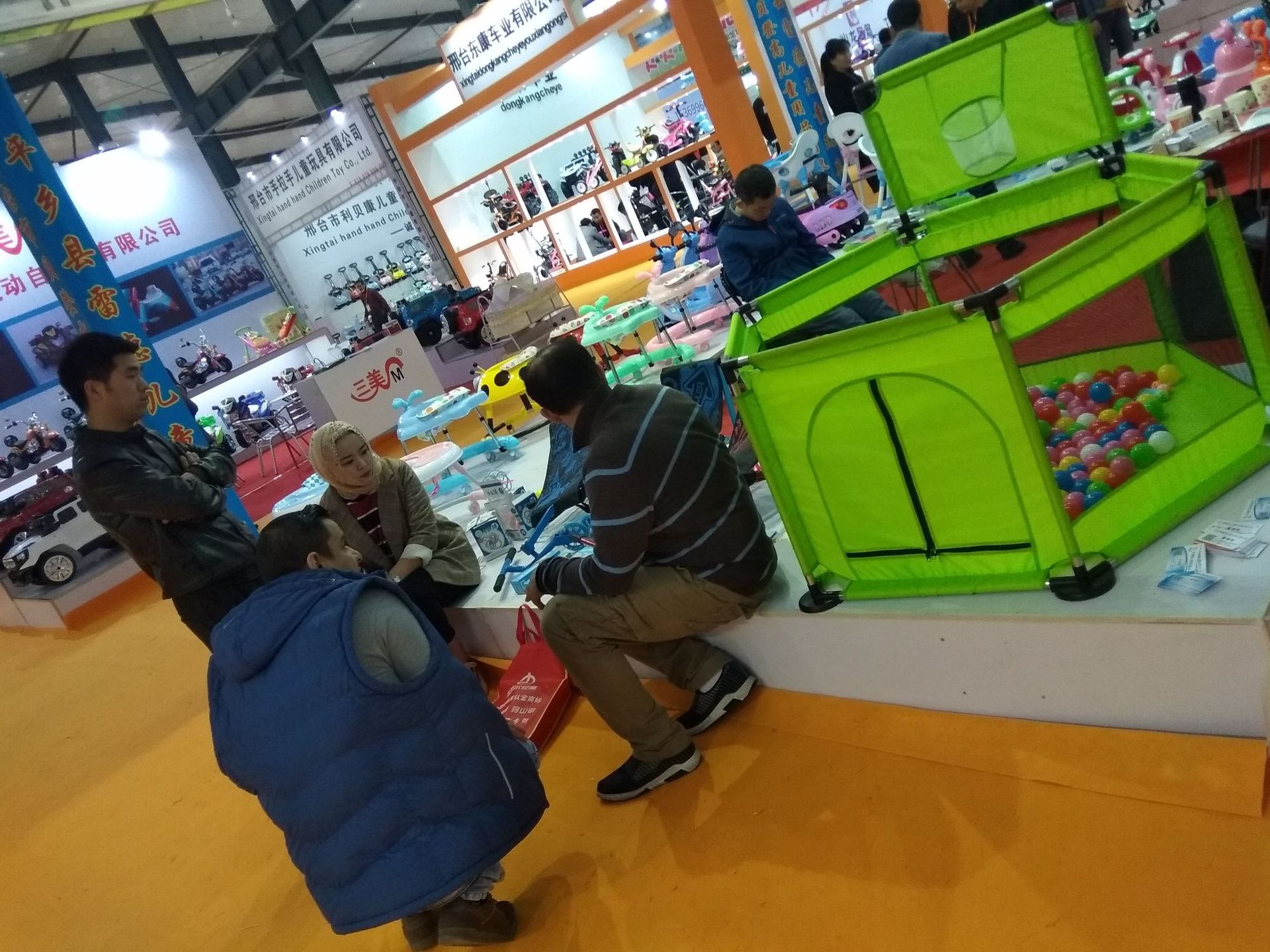 母婴幼儿家用游戏防护儿童游戏围栏,安全护栏,宝宝爬行围栏