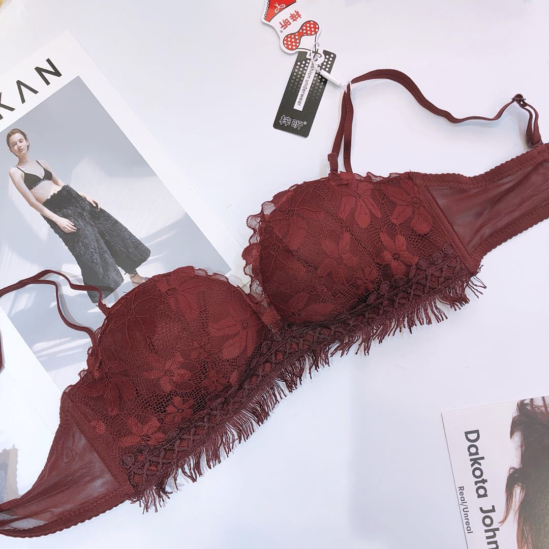 8203 Jade Rabbit Essence Sexy Lace Tassel Medium Thick No Steel Ring Bra Set Small Chest Gathering Women's Underwear_voghion.com