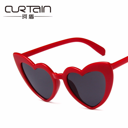 2018 New Love Women's Sunglasses Cute Heart Shaped Sunglasses European and American Trendy Heart Sunglasses 15983