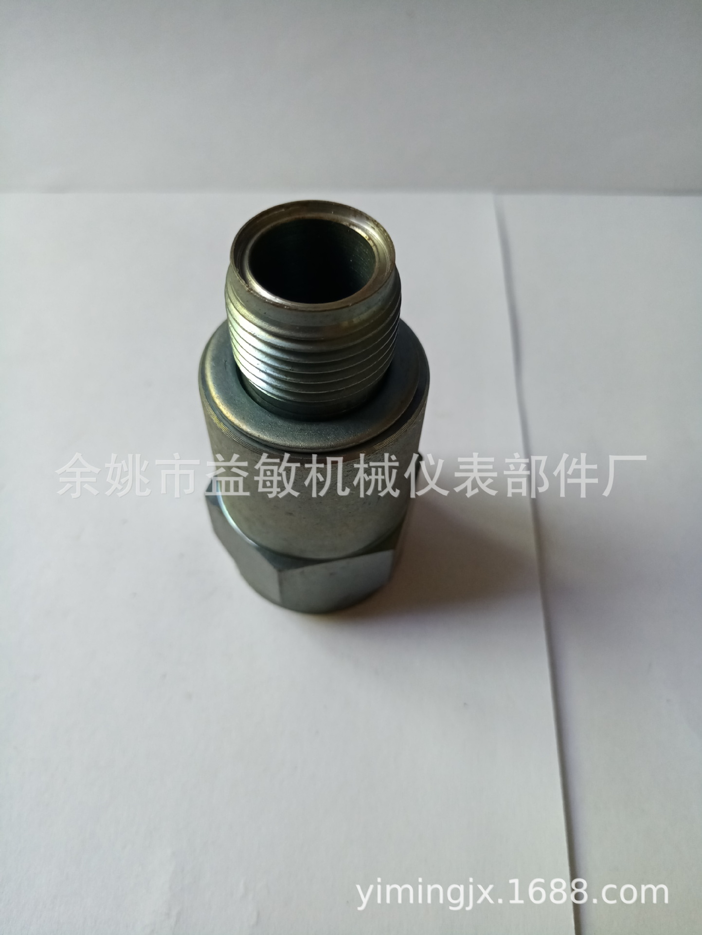 厂家直销定制车速 电子传感器 里程表传感器 机油压力传感器 外壳