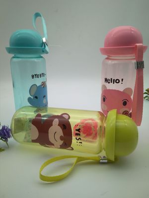 2018新款卡通塑料杯创意水杯批发 塑料儿童杯 便携防漏水壶水杯子