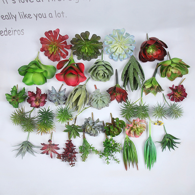 Small artificial plants