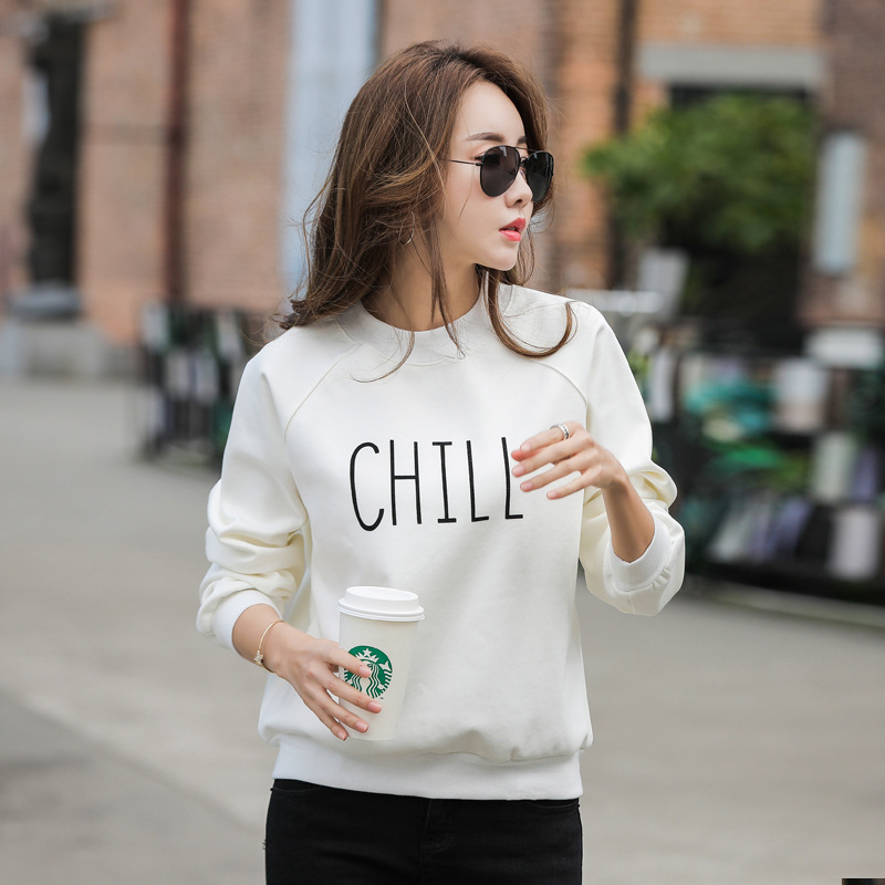 8241#实拍冬新款简约植绒立体圆领套头插肩袖加绒卫衣女大码女装