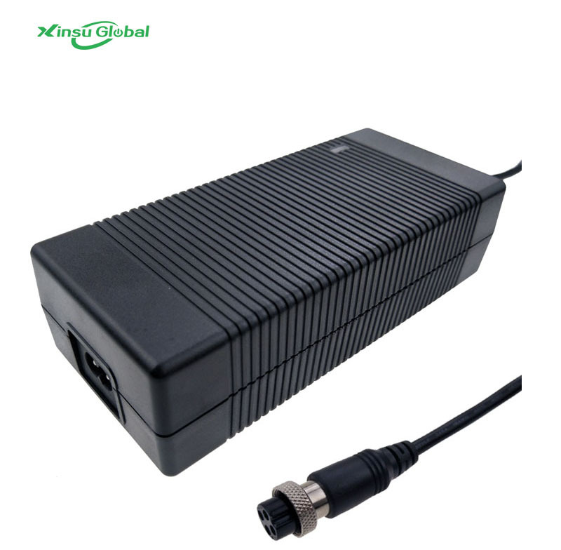 50.4V4A 12串锂电池充电器 美国UL认证 50.4V4A锂电池充电器